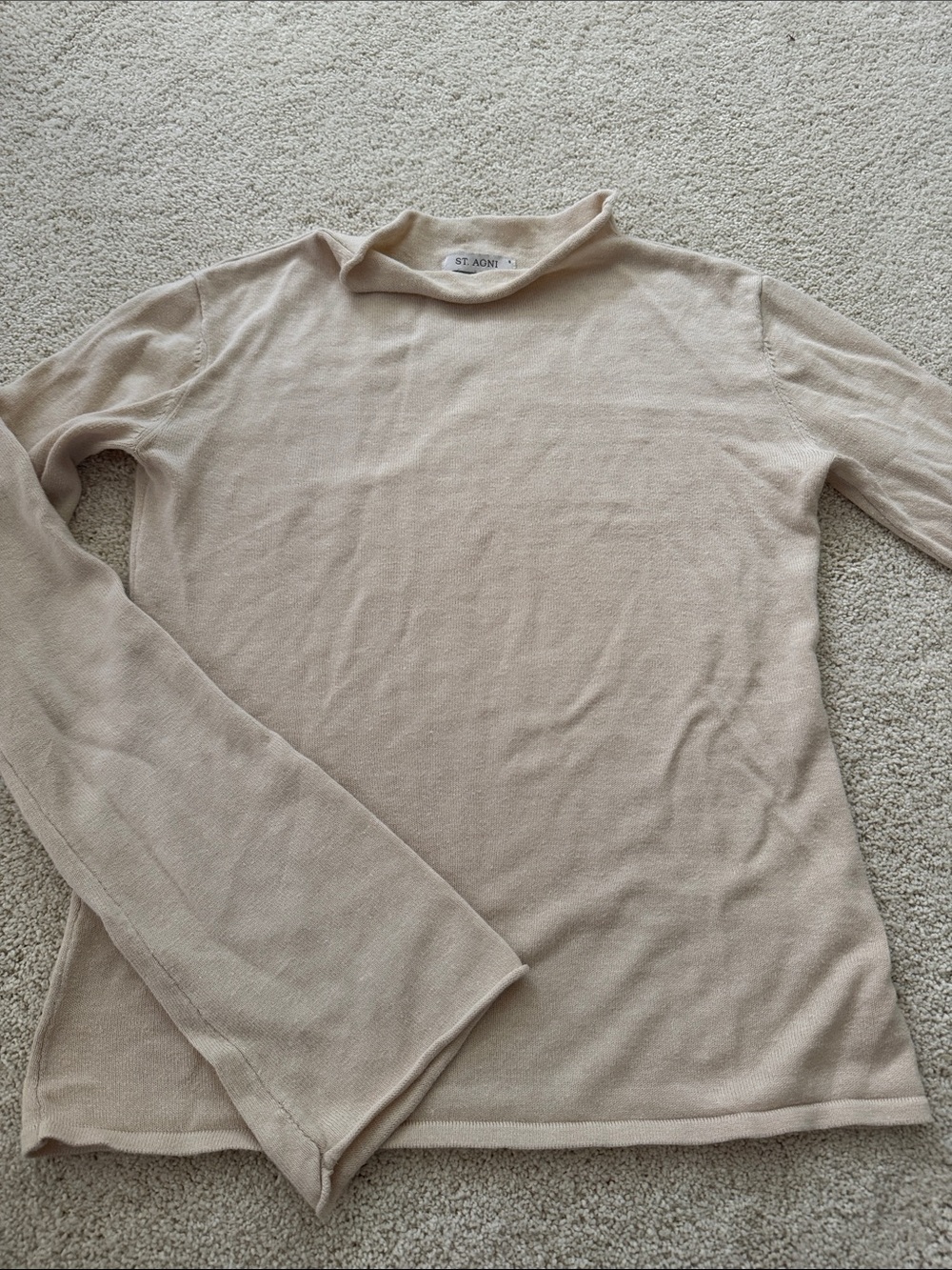 St. Agni Beige/Cream Long Sleeve Lightweight Knit Top